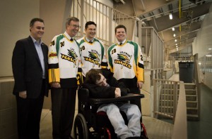 fred-barrett-arena-0816 (L to R) Councillor Mark Taylor, Mayor Jim Watson, Ottawa Rotary Home client Eric Bourns, MP Pierre Poilievre, Councillor Steve Desroches