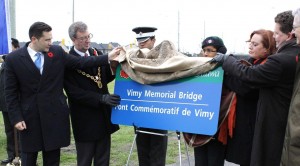 Poilievre - Vimy Memorial Bridge (4)
